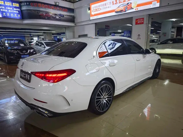Mercedes-Benz C-Class — Фото автомобиля 5
