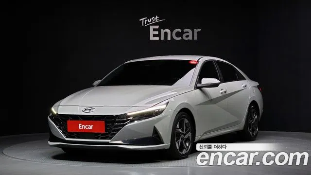 Фотография автомобиля — Hyundai AVANTE