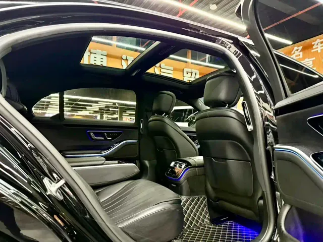 Mercedes-Benz S-Class — Фото автомобиля 10