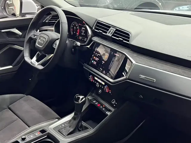 Audi Q3 — Фото автомобиля 19