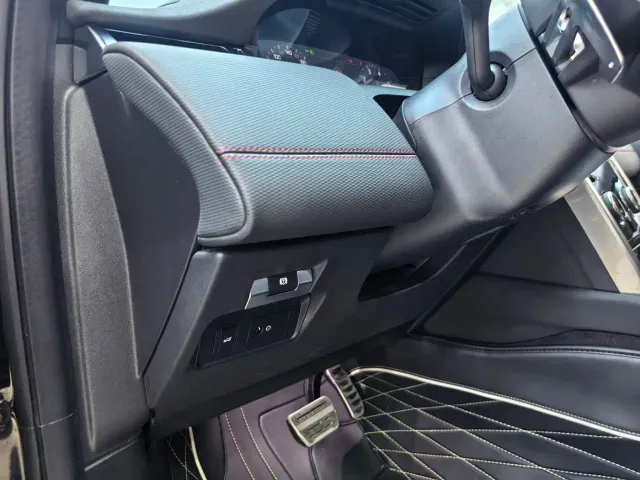 Land Rover Discovery Sport — Фото автомобиля 6