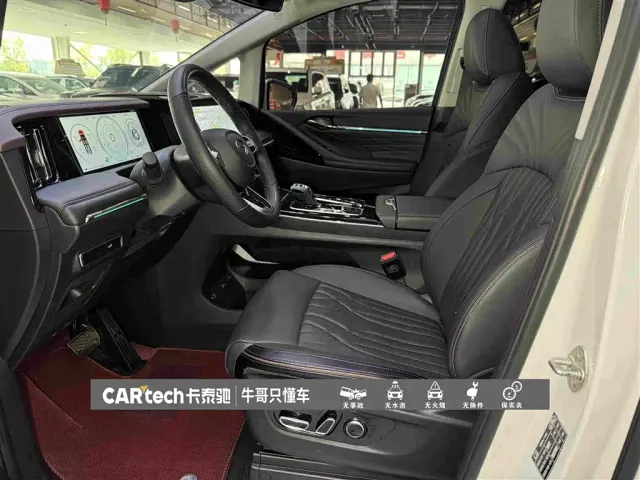 GAC Trumpchi M8 — Фото автомобиля 17