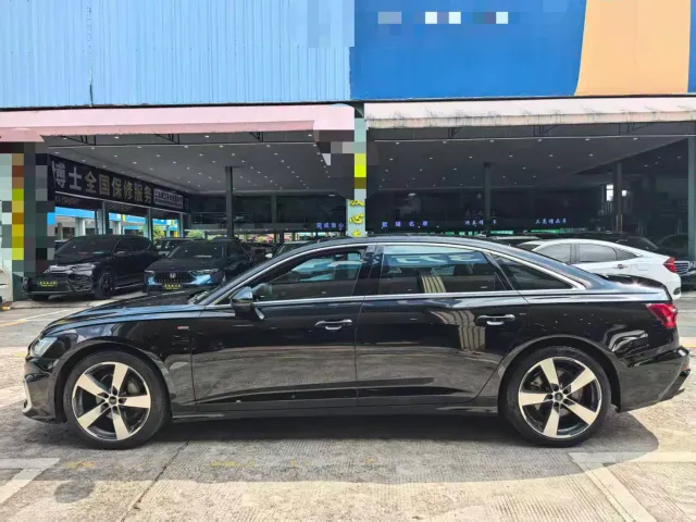 Audi A6L — Фото автомобиля 5
