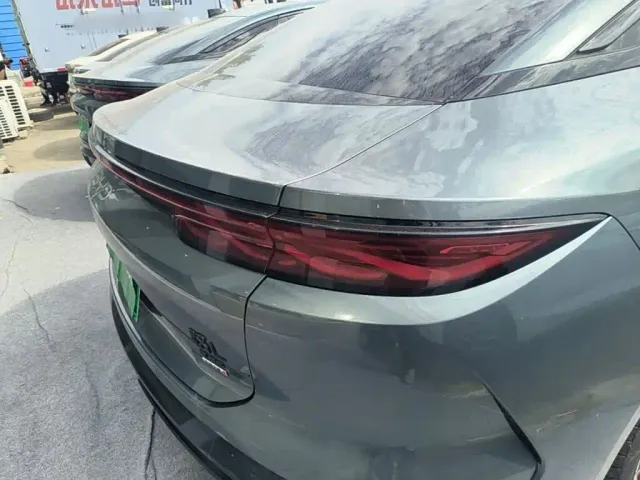 BYD Han L — Фото автомобиля 7