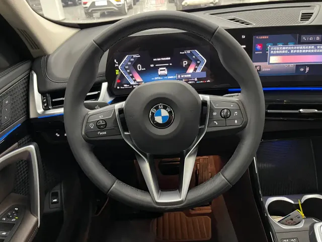 BMW X1 — Фото автомобиля 13