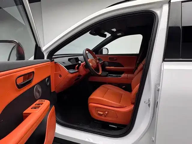 Toyota BoZhi 3X — Фото автомобиля 12