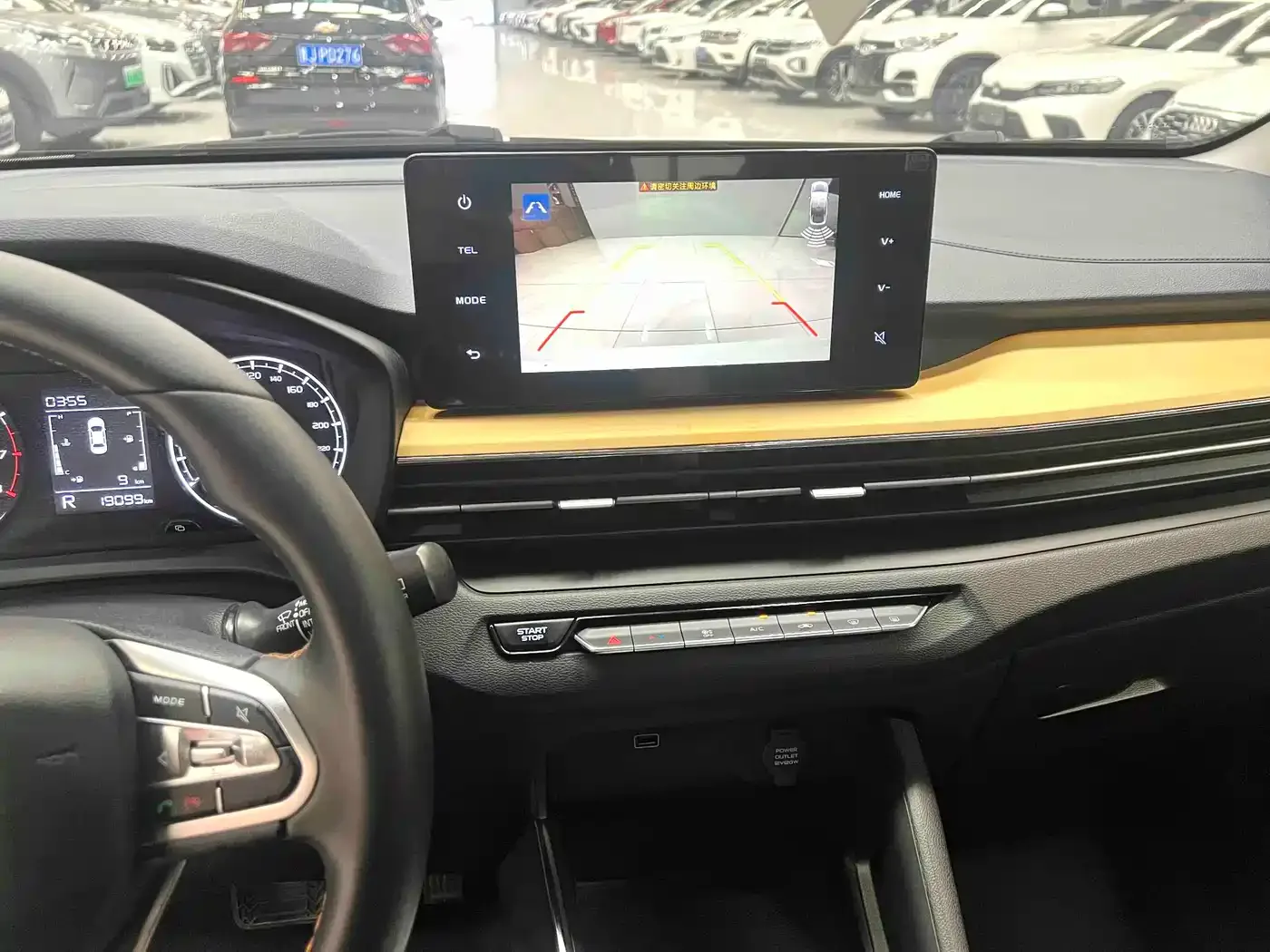 Ruilan Auto Ruilan Auto X3 PRO 2022 1.5L CVT Xiao Sa — Фото автомобиля 12