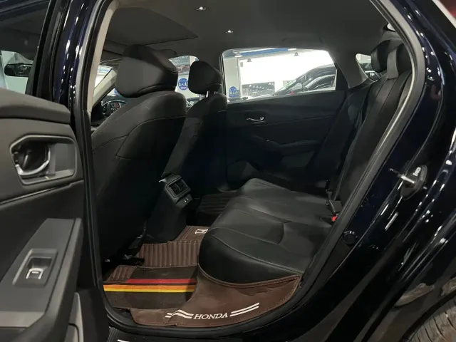 Honda Accord — Фото автомобиля 8