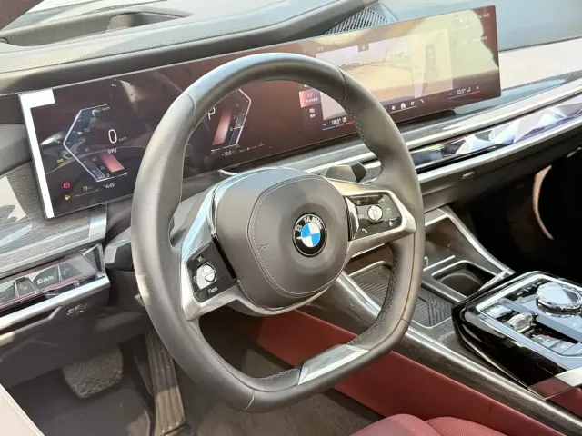 BMW BMW 7 Series 2023 Facelift 740Li Exclusive Luxury Package — Фото автомобиля 13
