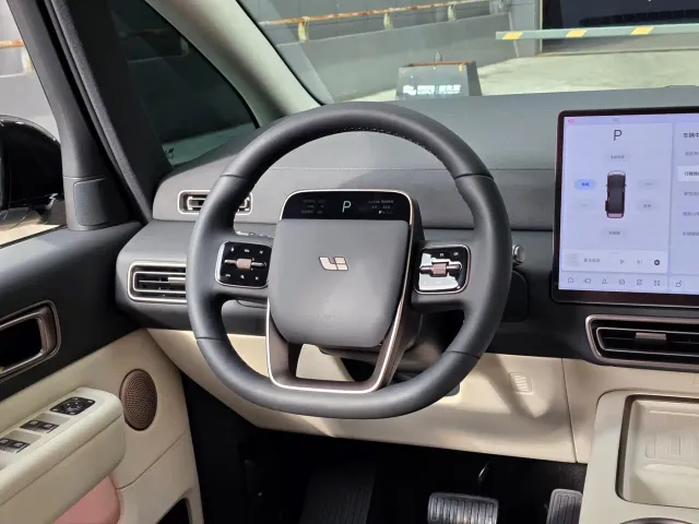 Li Auto MEGA — Фото автомобиля 12