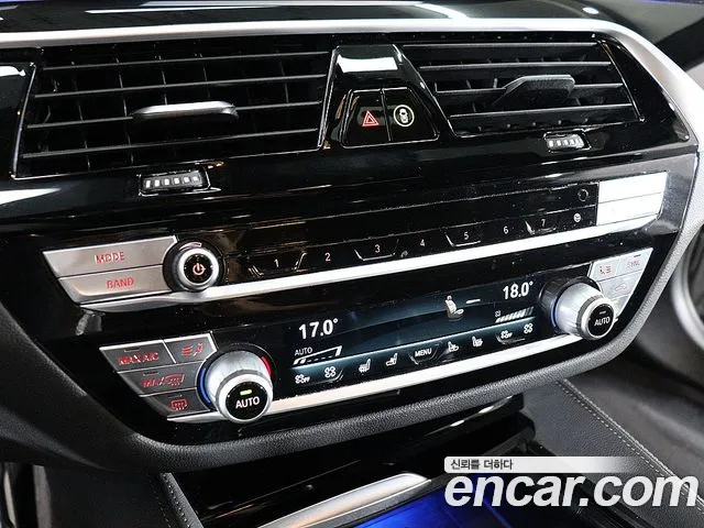 BMW 5-Series — Фото автомобиля 18