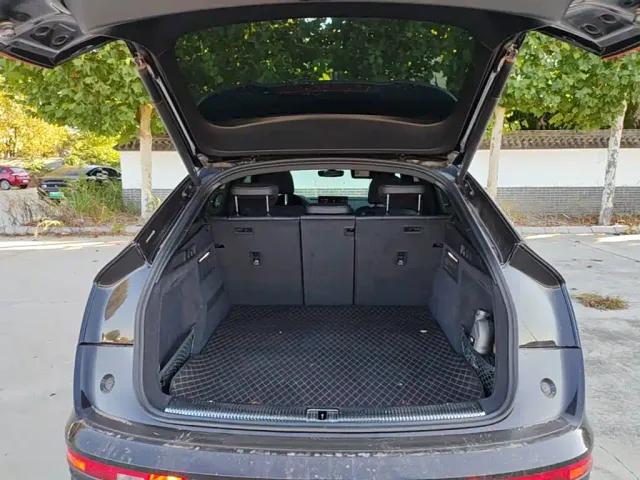 Audi Q5L Sportback — Фото автомобиля 18