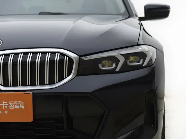 BMW 3 Series — Фото автомобиля 2
