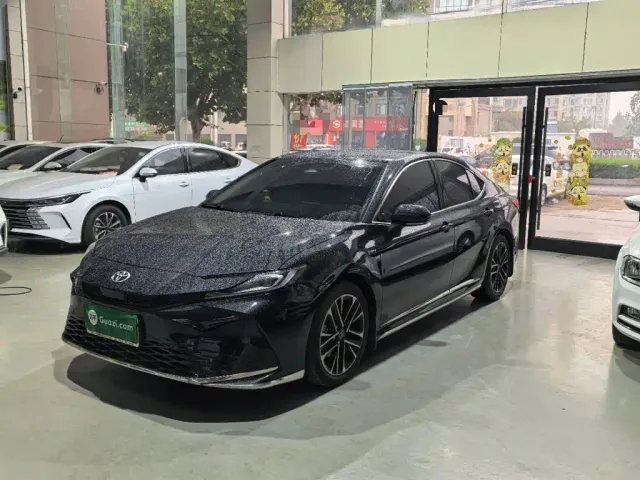 Фотография автомобиля — Toyota Camry