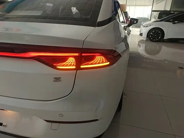 GAC Aion S — Фото автомобиля 7
