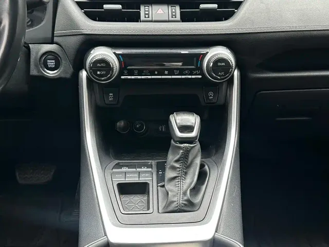 Toyota Wildlander — Фото автомобиля 11