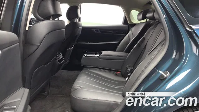 Genesis G80 Бензин 2.5 турбо 2WD — Фото автомобиля 24