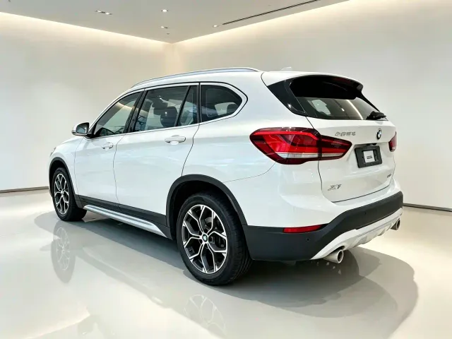 BMW BMW X1 2022 sDrive20Li Premium — Фото автомобиля 4
