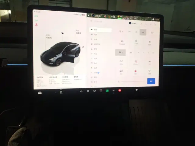 Tesla Model Y — Фото автомобиля 12