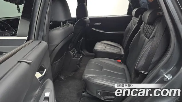 Hyundai Santafe — Фото автомобиля 9