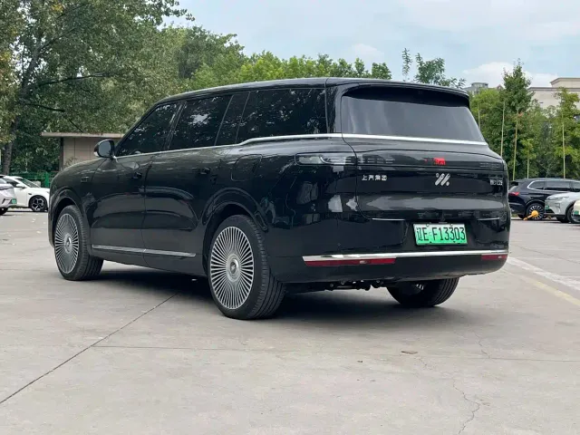 IM Motors LS9 — Фото автомобиля 6