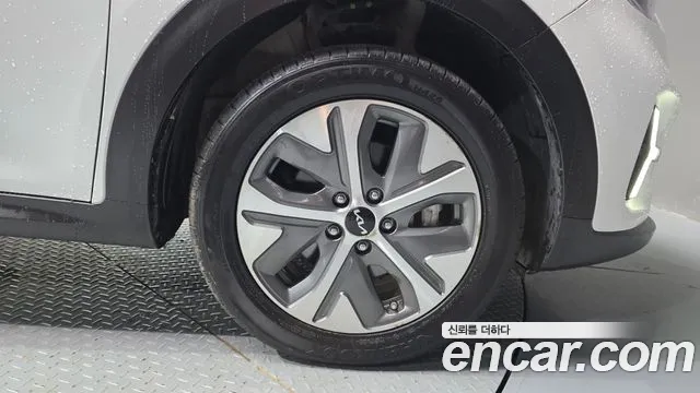 Kia Niro Niro Plus Earth — Фото автомобиля 19