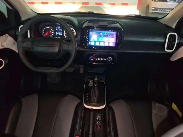 Roewe Clever — Фото автомобиля 9