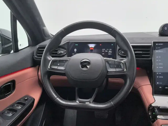 Nio EC6 — Фото автомобиля 11