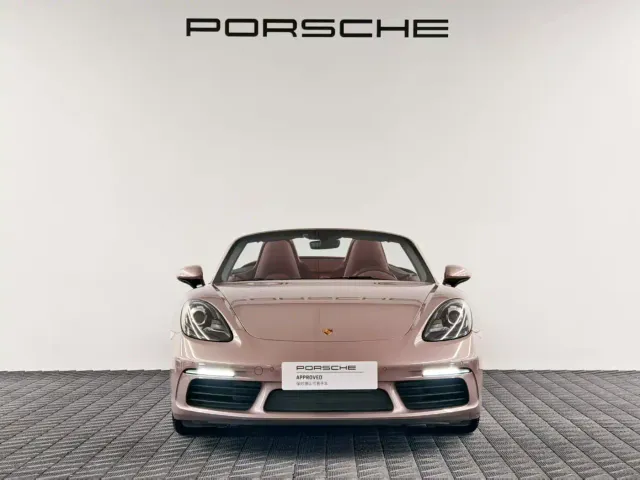 Porsche 718 — Фото автомобиля 2