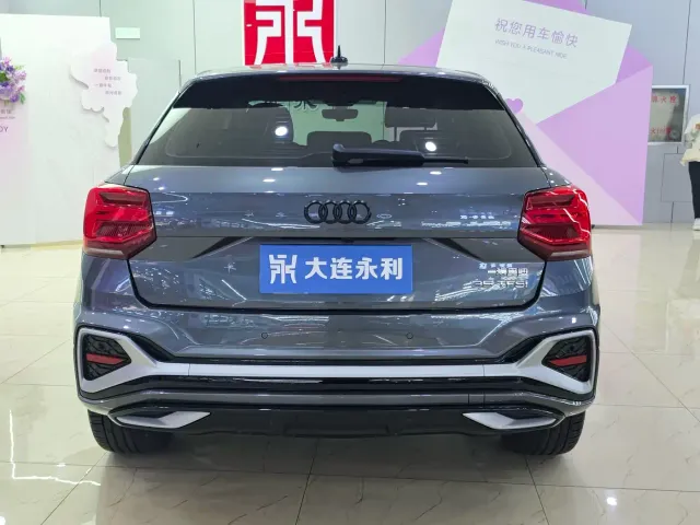Audi Q2L — Фото автомобиля 5