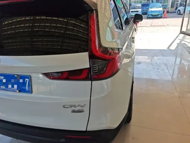 Honda CR-V — Фото автомобиля 7