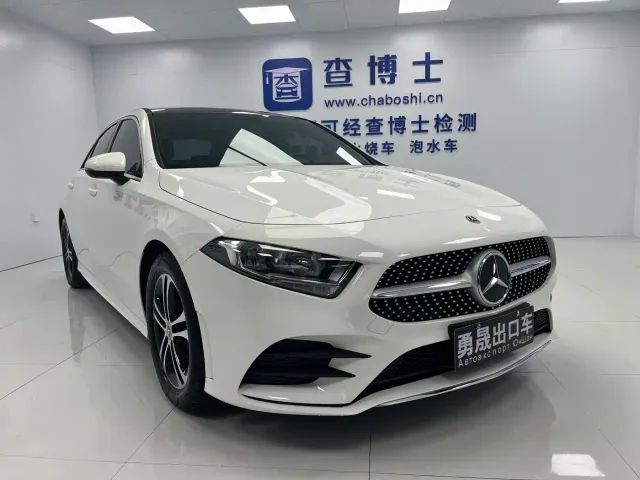 Mercedes-Benz A-Class — Фото автомобиля 3