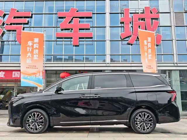 Forthing Xinghai V9 — Фото автомобиля 3