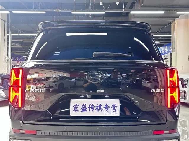 GAC Trumpchi GS8 — Фото автомобиля 7