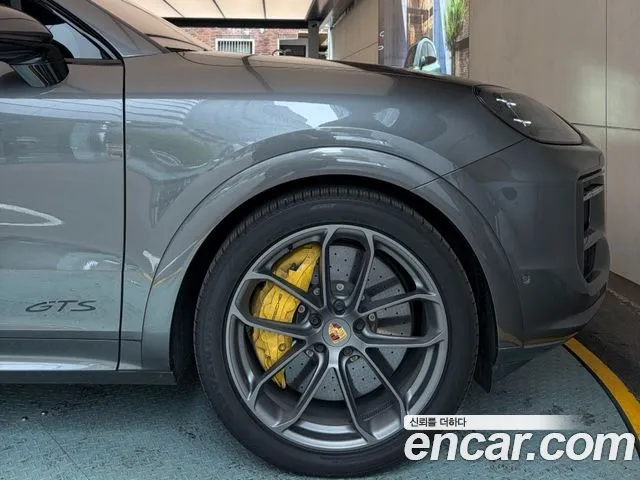 Porsche Cayenne PO536 — Фото автомобиля 6