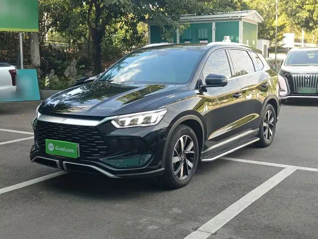 Фотография автомобиля — BYD Song Pro