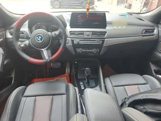 BMW X2 — Фото автомобиля 12
