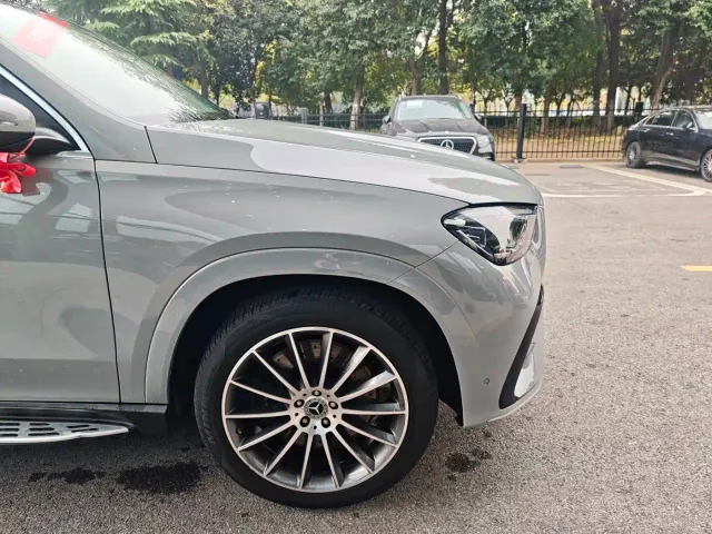 Mercedes-Benz GLE-Class — Фото автомобиля 8