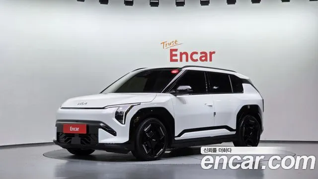 Фотография автомобиля — Kia EV3