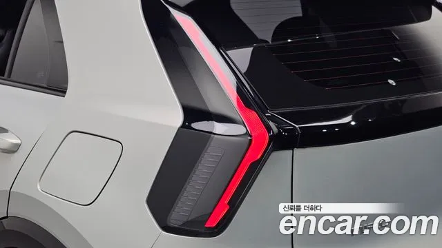 Kia Niro Generation 2 — Фото автомобиля 23