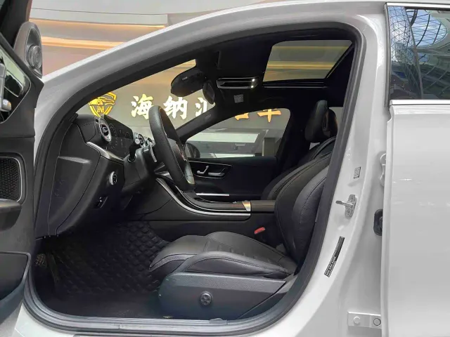 Mercedes-Benz C-Class — Фото автомобиля 11