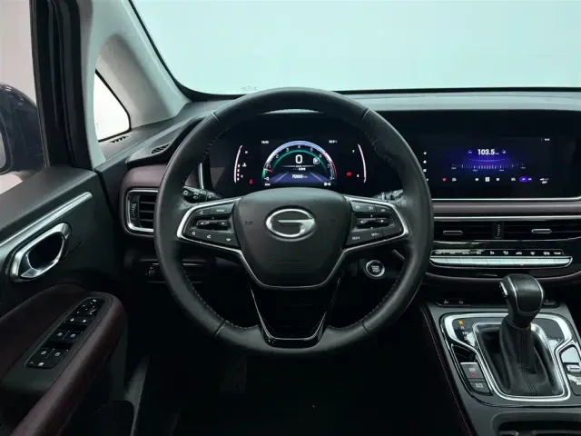GAC Trumpchi M6 — Фото автомобиля 26