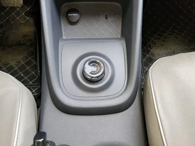 Wuling Hongguang — Фото автомобиля 13