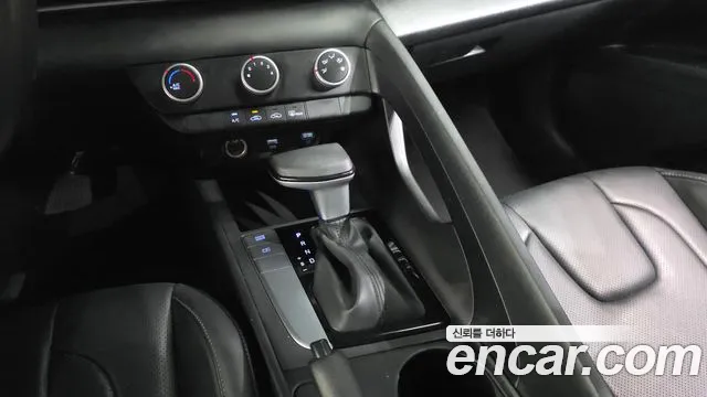Hyundai AVANTE Avante (CN7) — Фото автомобиля 9