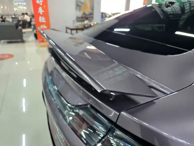 Xiaomi SU7 — Фото автомобиля 8