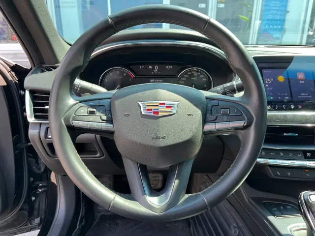 Cadillac CT5 — Фото автомобиля 6