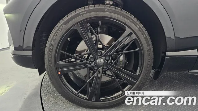 Genesis GV80 — Фото автомобиля 5