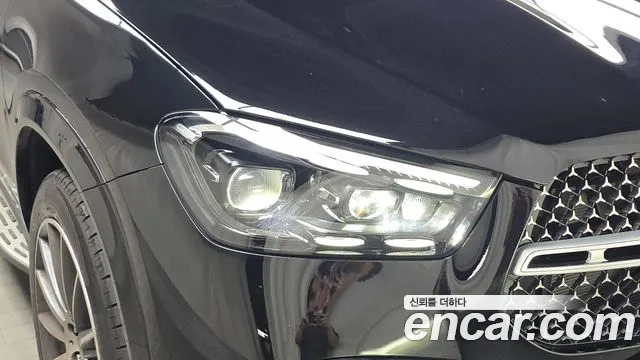Mercedes-Benz GLE-Class — Фото автомобиля 22