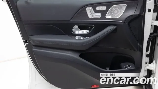 Mercedes-Benz GLE-Class — Фото автомобиля 15