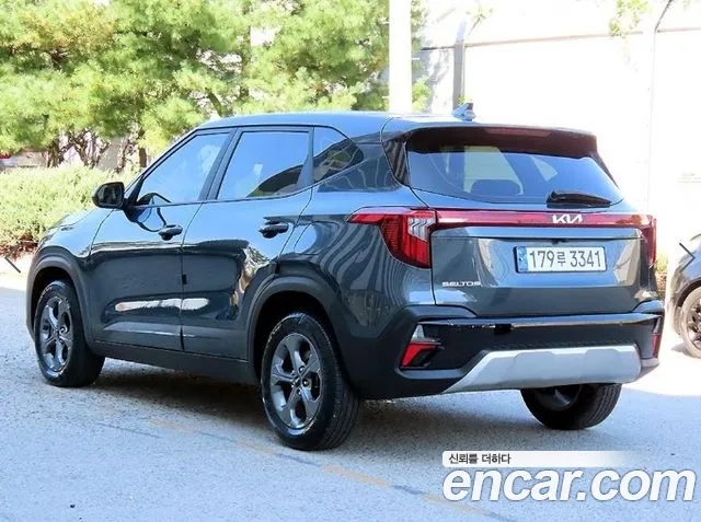 Kia Seltos — Фото автомобиля 3